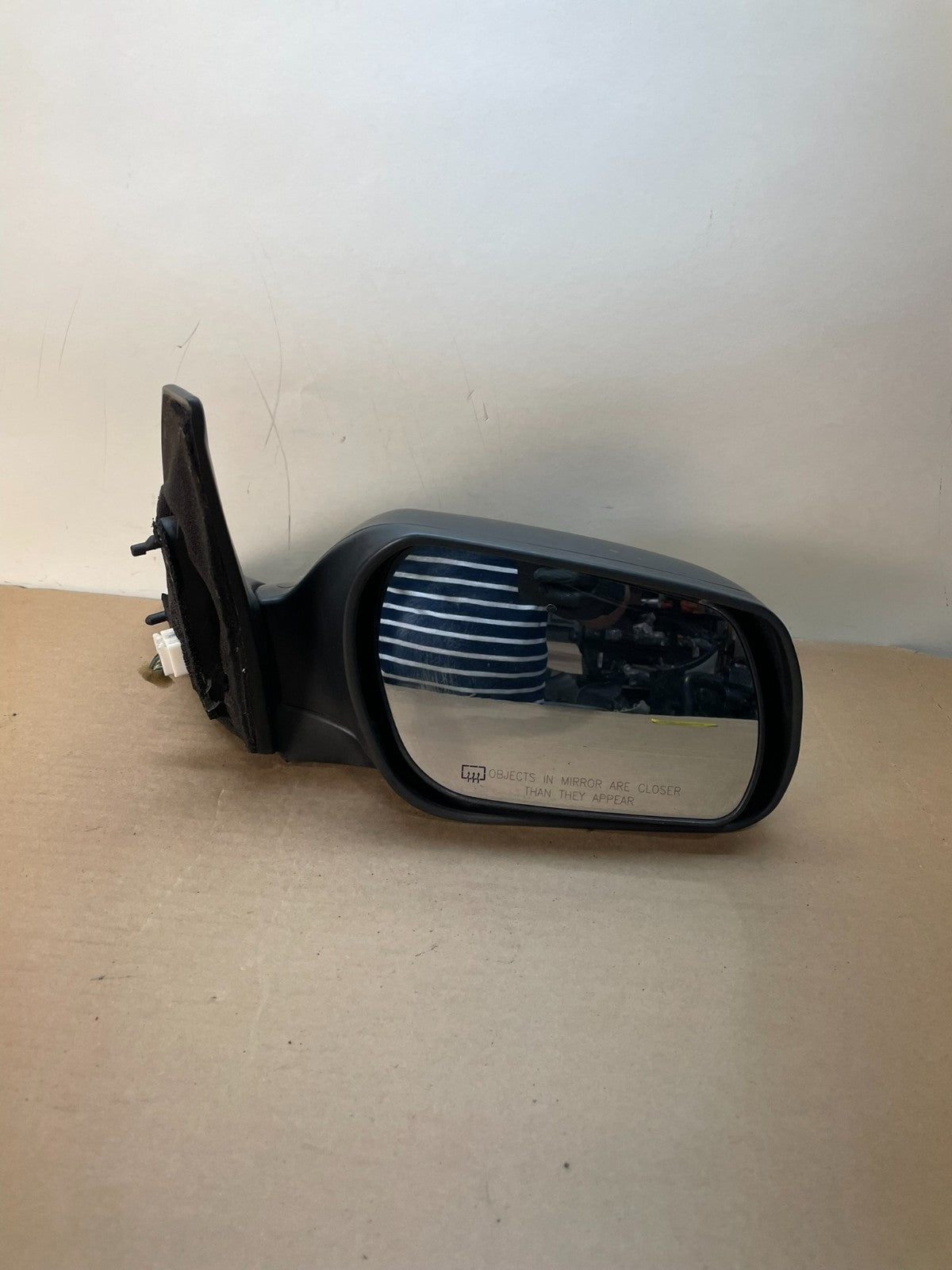 2004 to 2009 Mazda 3 Right Passenger RH Side View Door Mirror AH8761 DW6