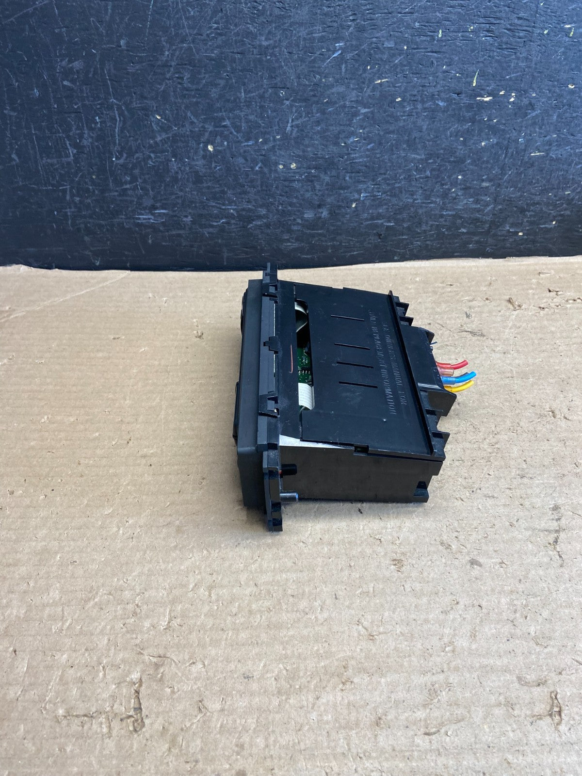 1998 to 2002 Ford Crown Victoria Marquis A/C Heater Climate Control AH5167 DG2