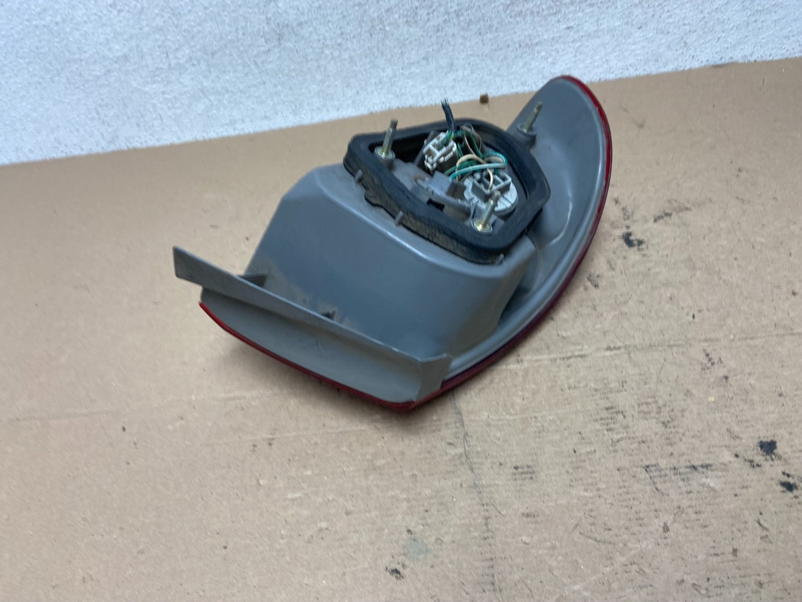 1998 1999 2000 Toyota Corolla Right Passenger Side Tail light AF4699 LK3