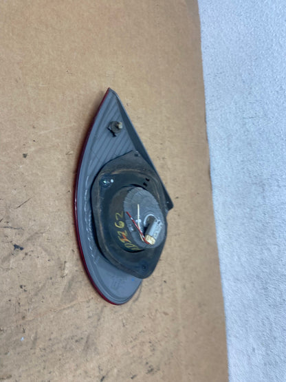 2003 - 2008 Toyota Corolla Inner Left Driver Lh Side Tail Light AD5262 LK4