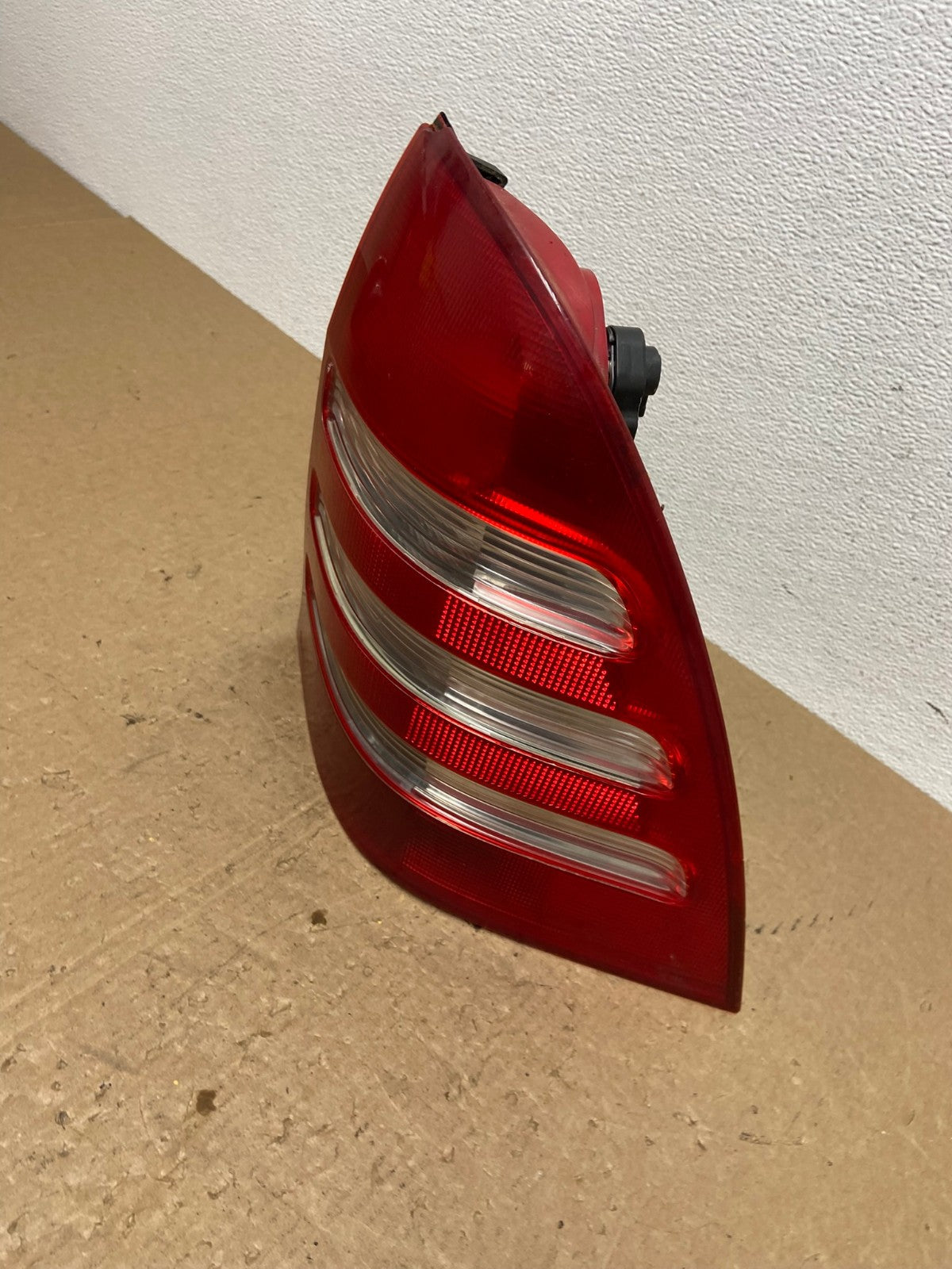 2003 to 2004 Mercedes W203 C-Class Right Passenger Tail Light AC1512 LK1