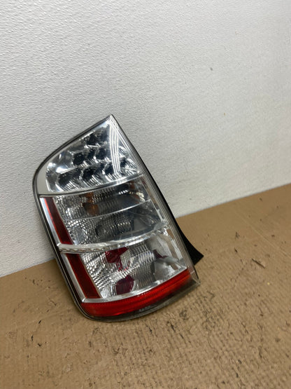 2006 2007 2008 2009 Toyota Prius Tail Light Left Driver LH AC5496 LK2