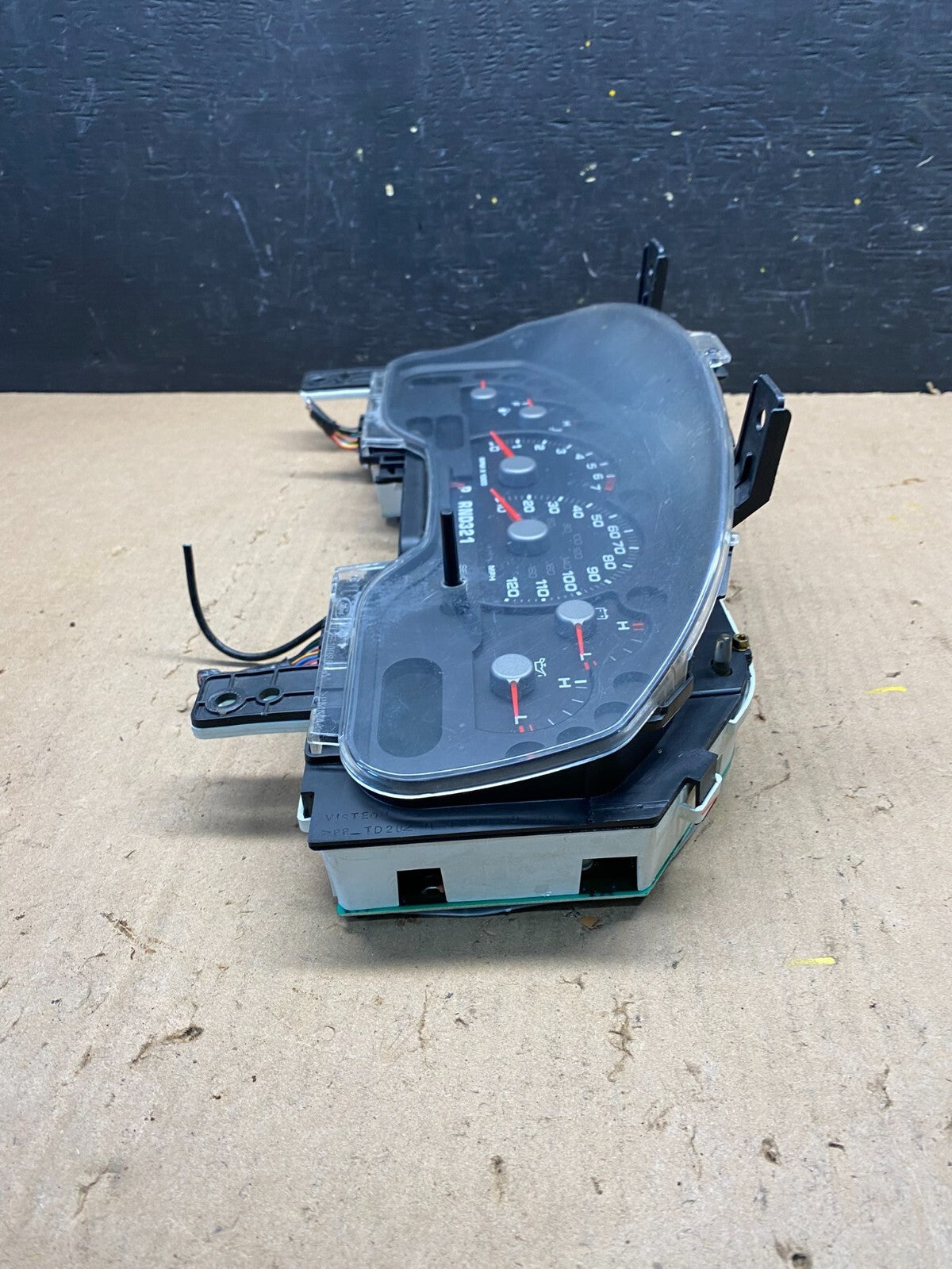 2004 2005 Ford Explorer Speedometer Cluster Gauge M1637 PS3