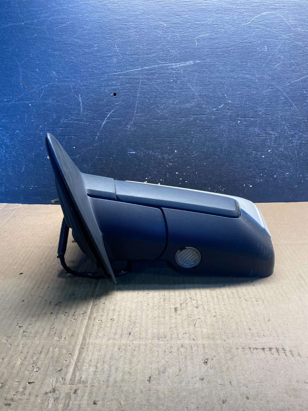 2007-2011 Ford Expedition Left Driver View Door Mirror AA7804 DG3