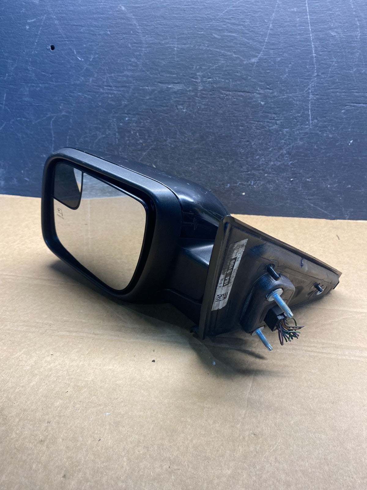 2016 - 2019 Ford Explorer Left Driver View Door Turn Signal Mirror AF7606 DG10
