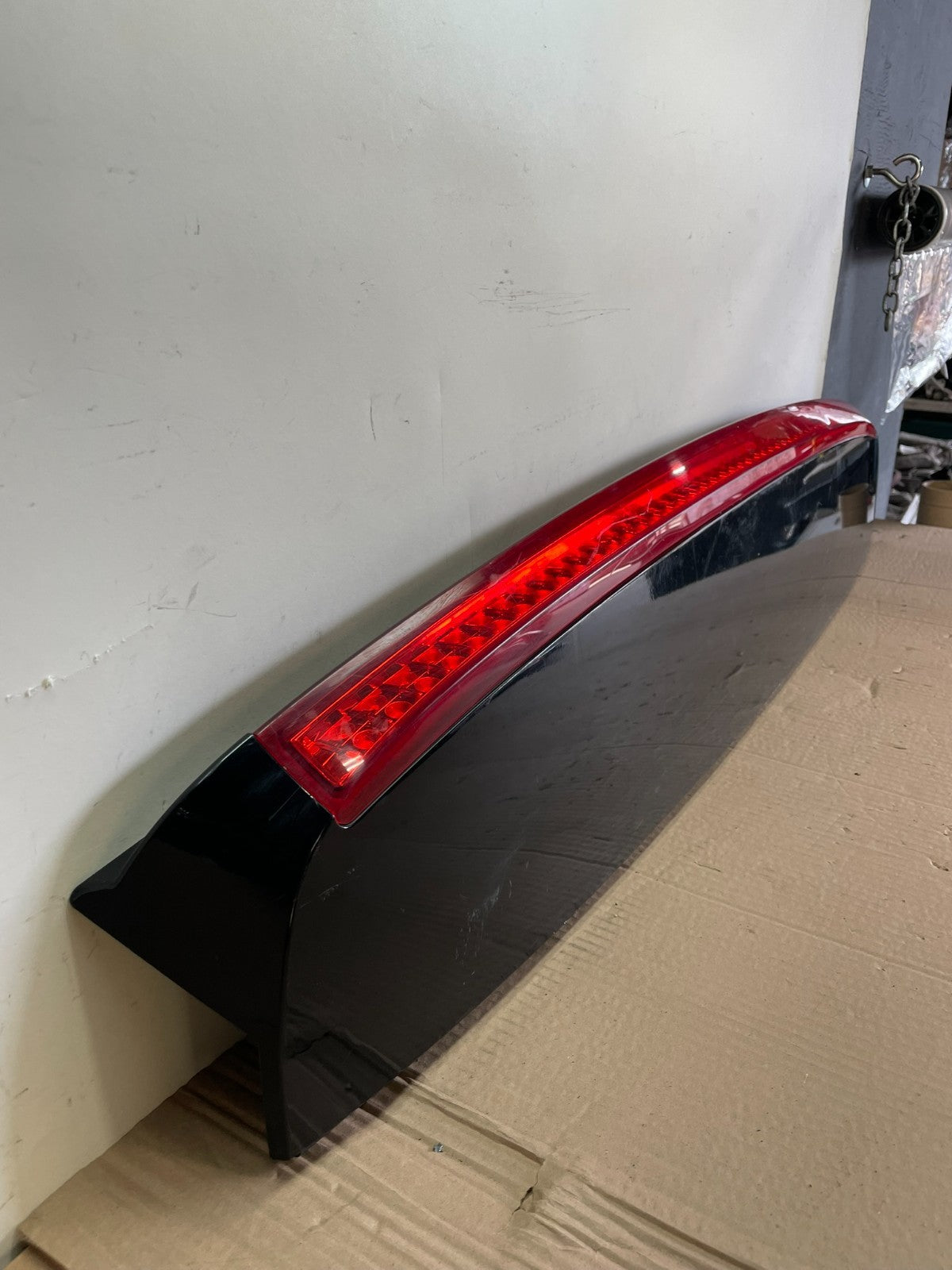 2007 - 2014 Cadillac Escalade Rear Upper Spoiler 3rd Third Brake Light AH6535 DG2