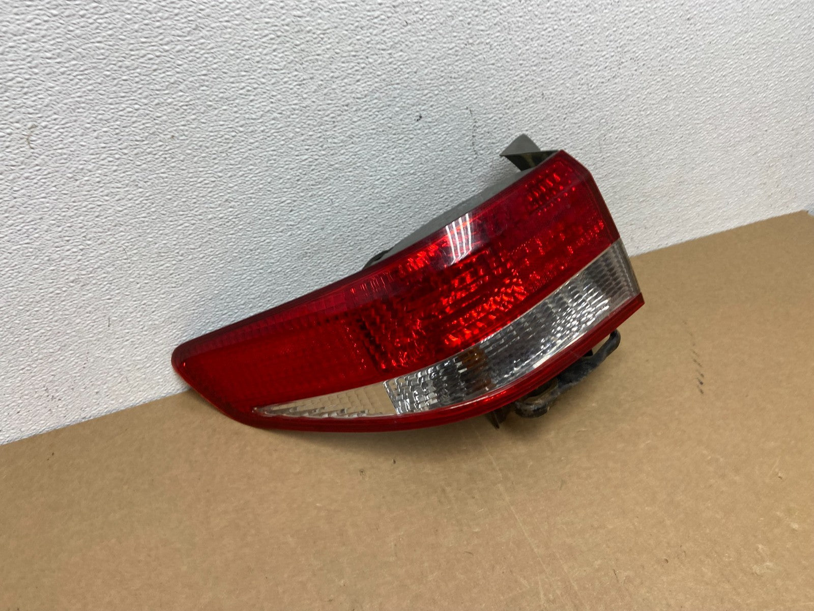 2003 to 2004 Honda Accord Sedan Left Driver Lh Side Tail light AB9995 DW2