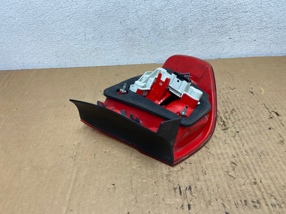 2006 2007 2008 Bmw 328i 3 Series Right Passenger Rh Side Tail Light AD2380 LK4
