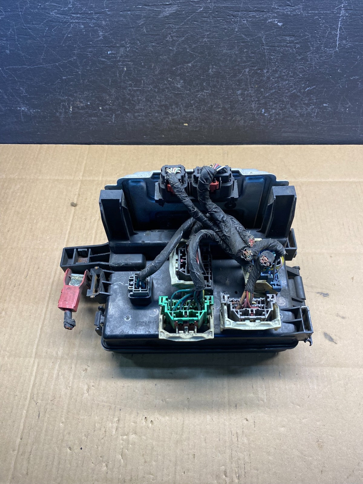 2005 Chrysler 300 Charger Totally Integrated Module Fuse Box AD5048 DG0