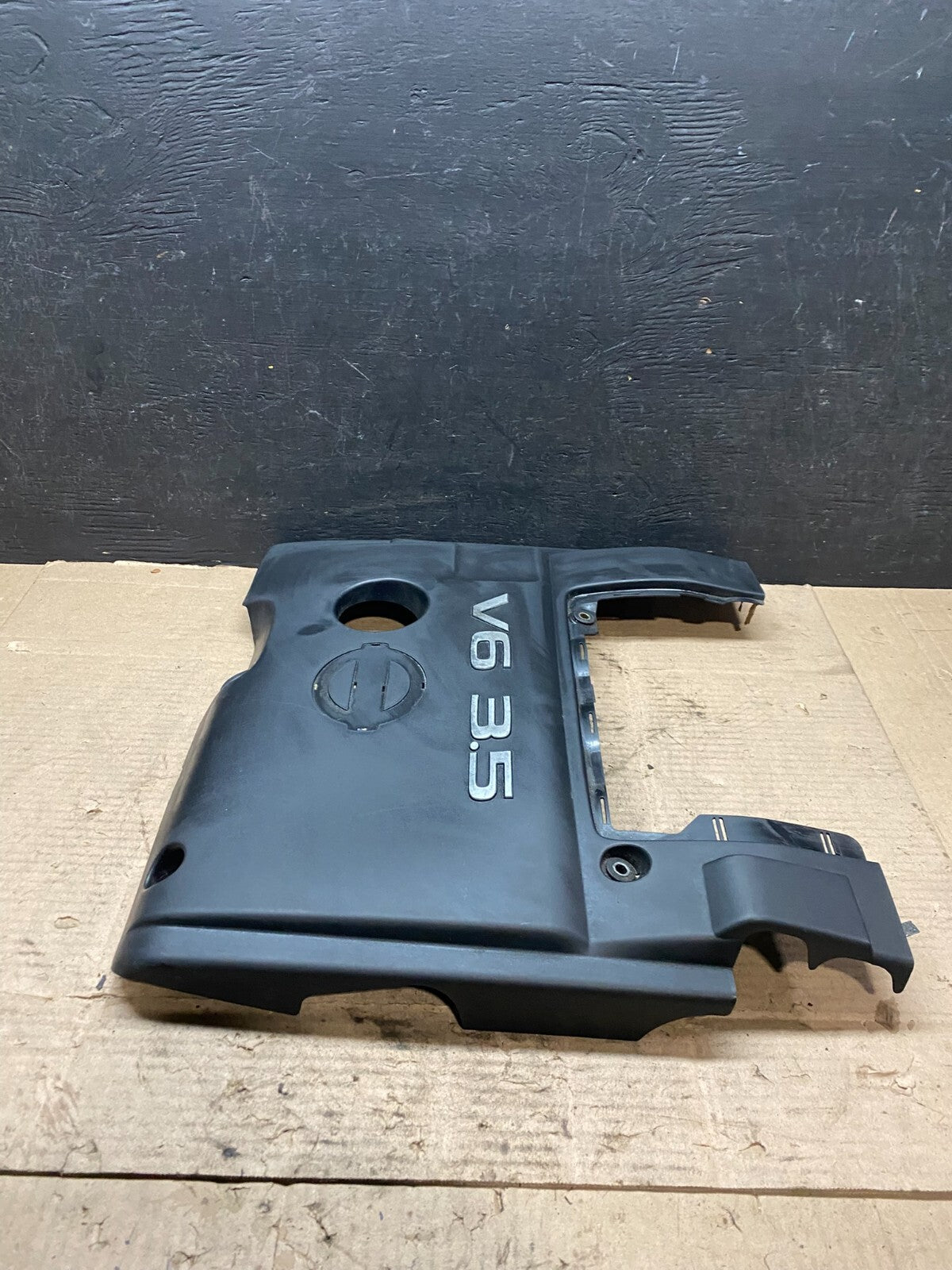 2004 to 2008 Nissan Maxima 3.5L Engine Cover G8181 PS3