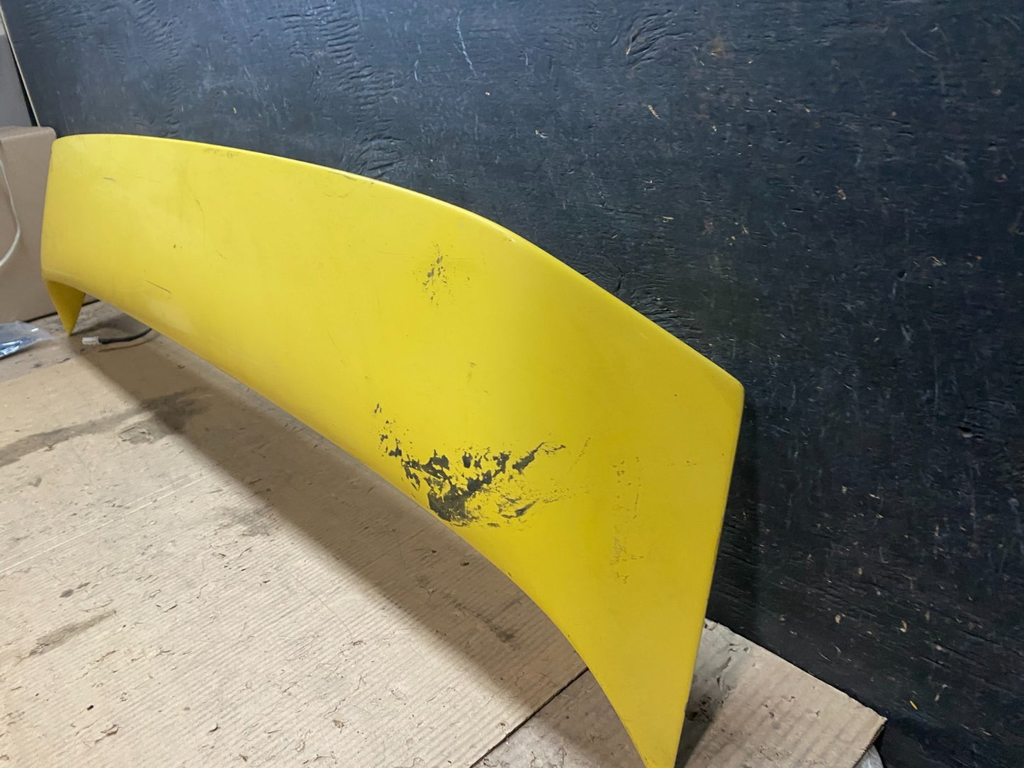 2002-2003 Mitsubishi Lancer Rear Spoiler With Brake Light OEM X3576 DG1