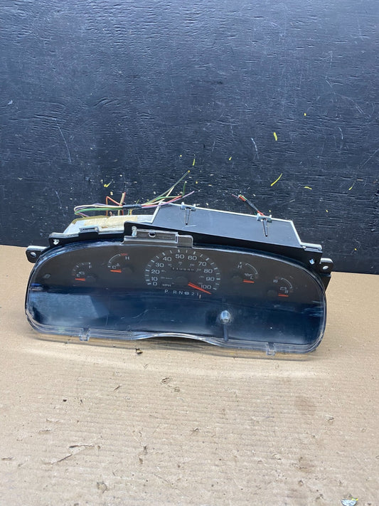 1997 to 2003 Ford E150 E250 VAN Gauge Speedometer Cluster s6573 DG0