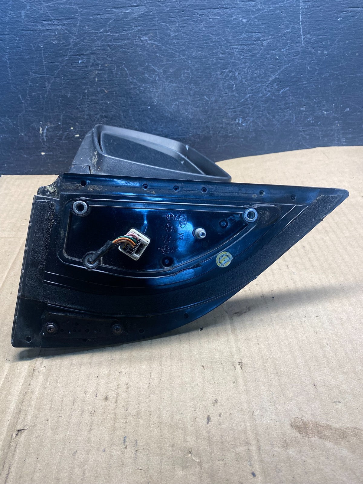 2011 to 2014 Kia Sedona Left Driver Lh Side Door Mirror AE2209 DW4
