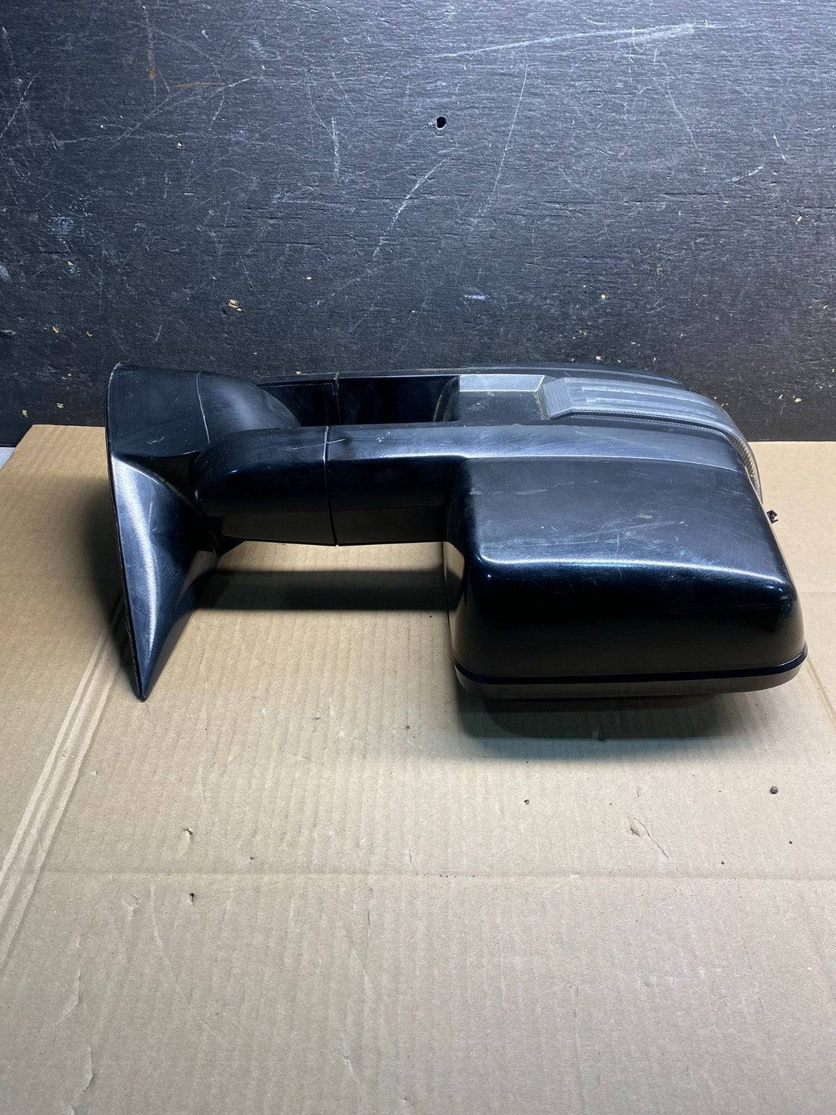 2003 - 2006 GMC Sierra Right Turn Signal Door Mirror AB04992