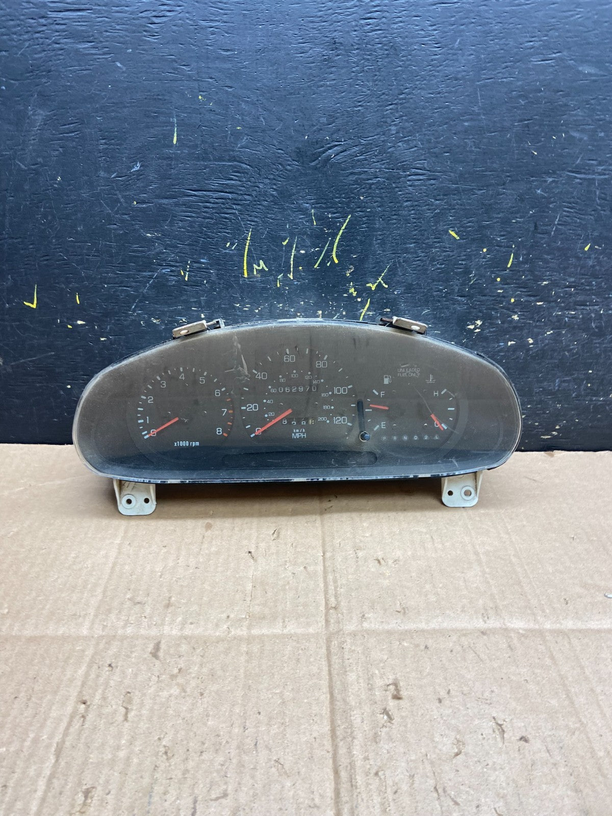 1999 to 2000 Kia Sportage Speedometer Cluster AA81020