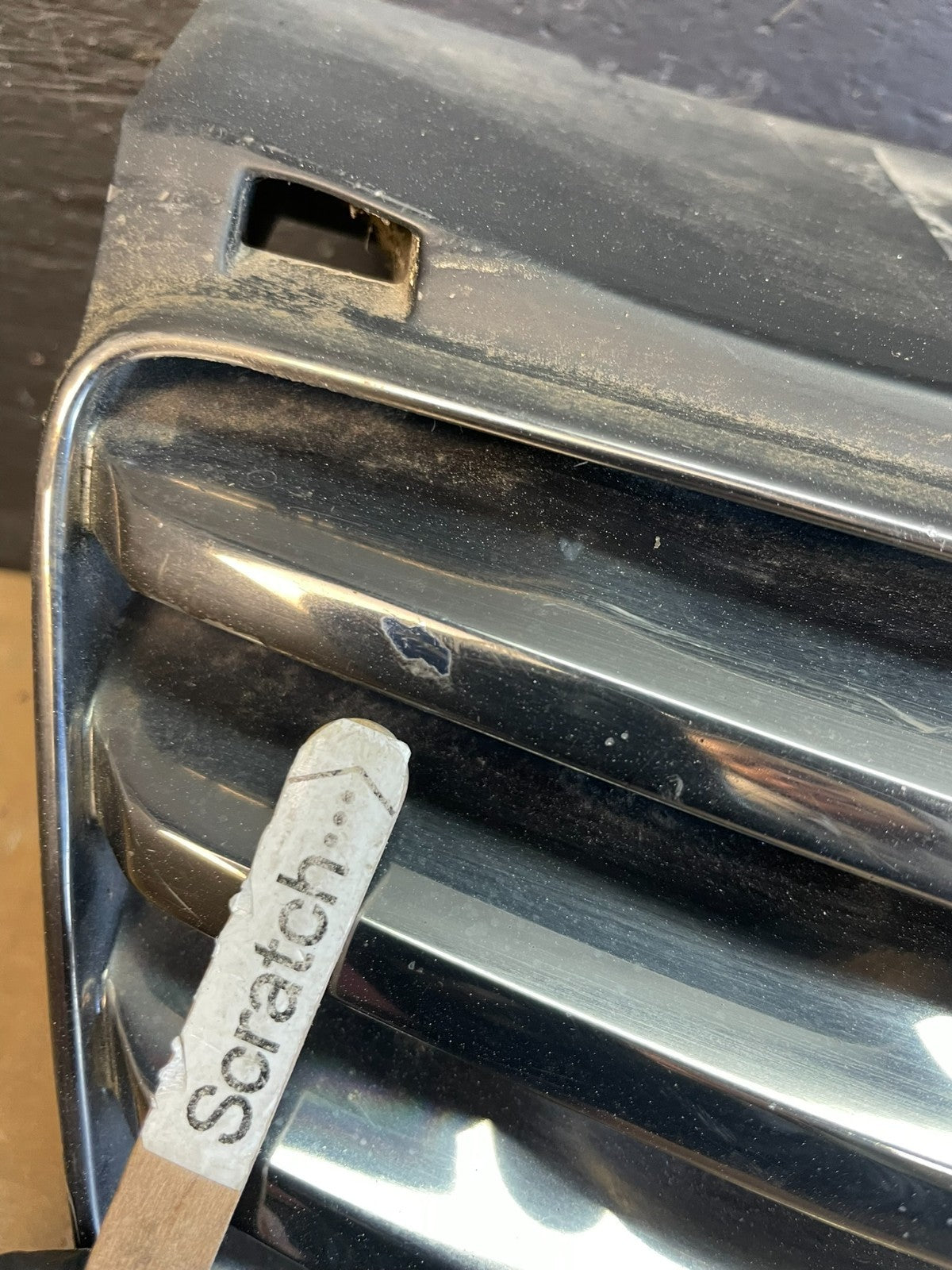 2010 to 2013 Infiniti G37 Coupe Front Upper Grill Grille AC1991 DG3
