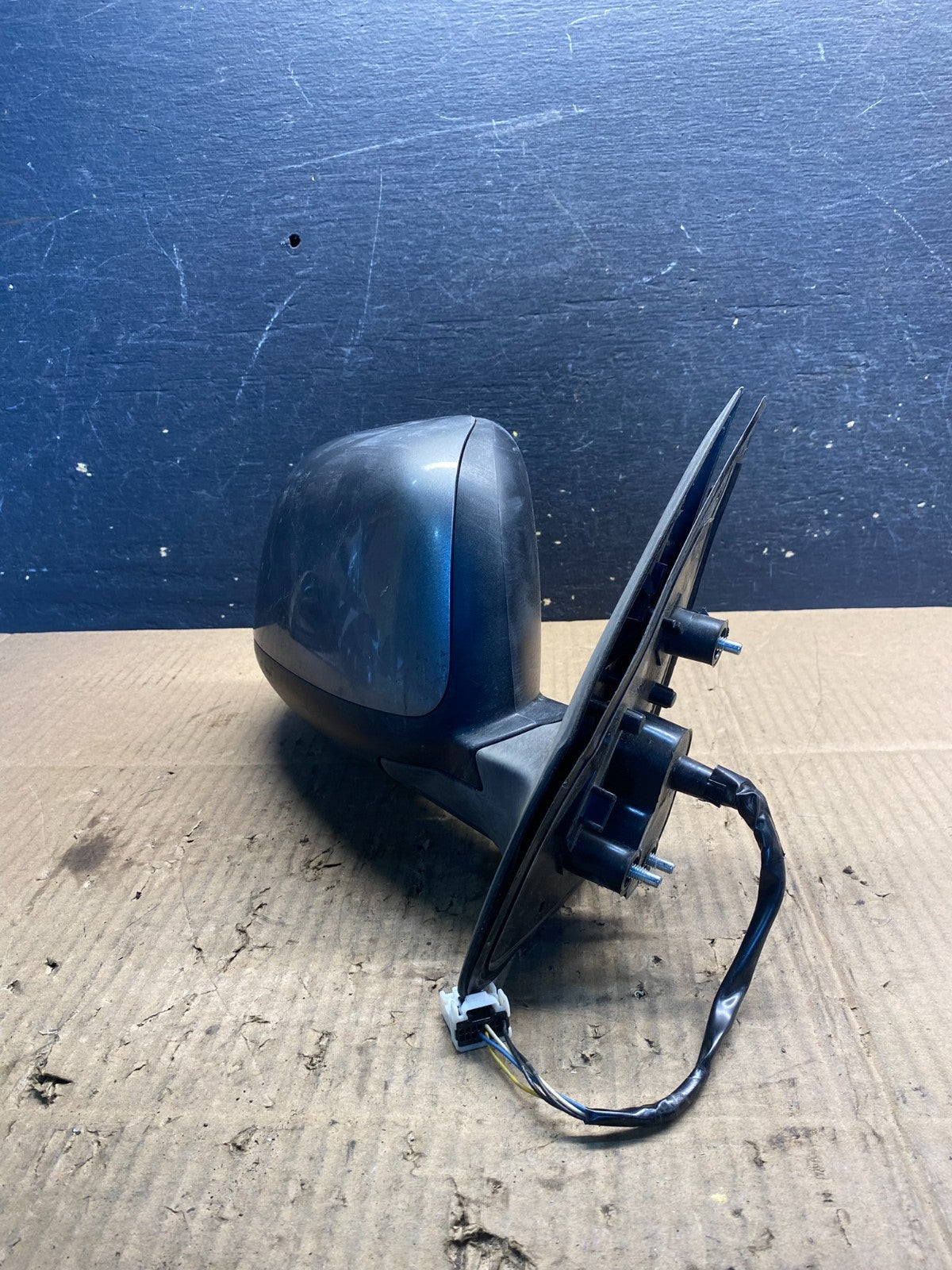 2010 - 2013 Mitsubishi Outlander Right Passenger Door Mirror AA7522 MS2