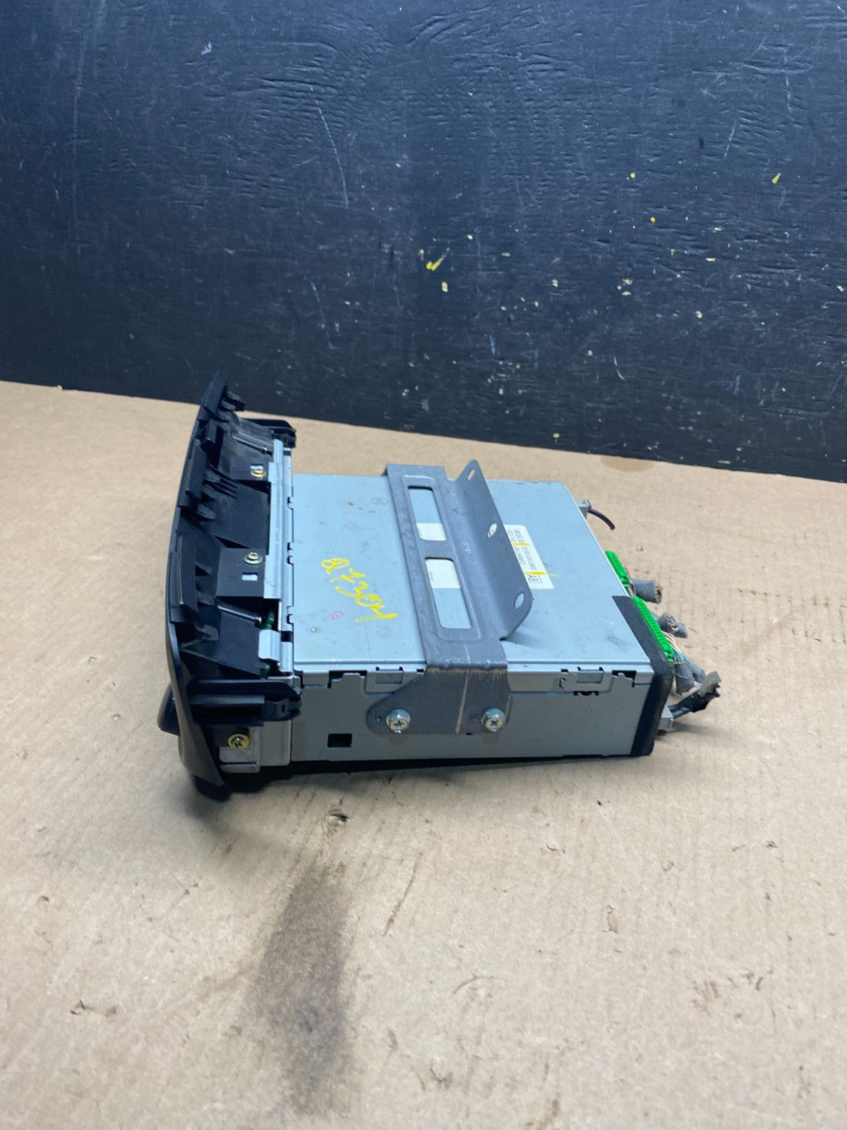 2005 to 2010 Honda Odyssey Am Fm Cd Player Radio Receiver q7304 DG2