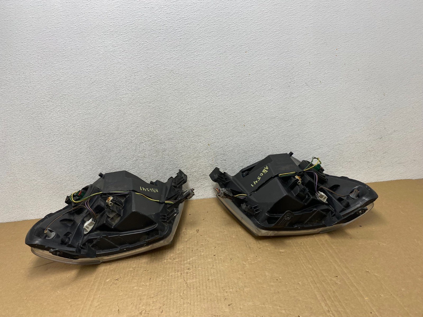 2012 to 2021 Nissan NV1500 NV2500 NV3500 Left+Right Set Headlights AG0541 DW11