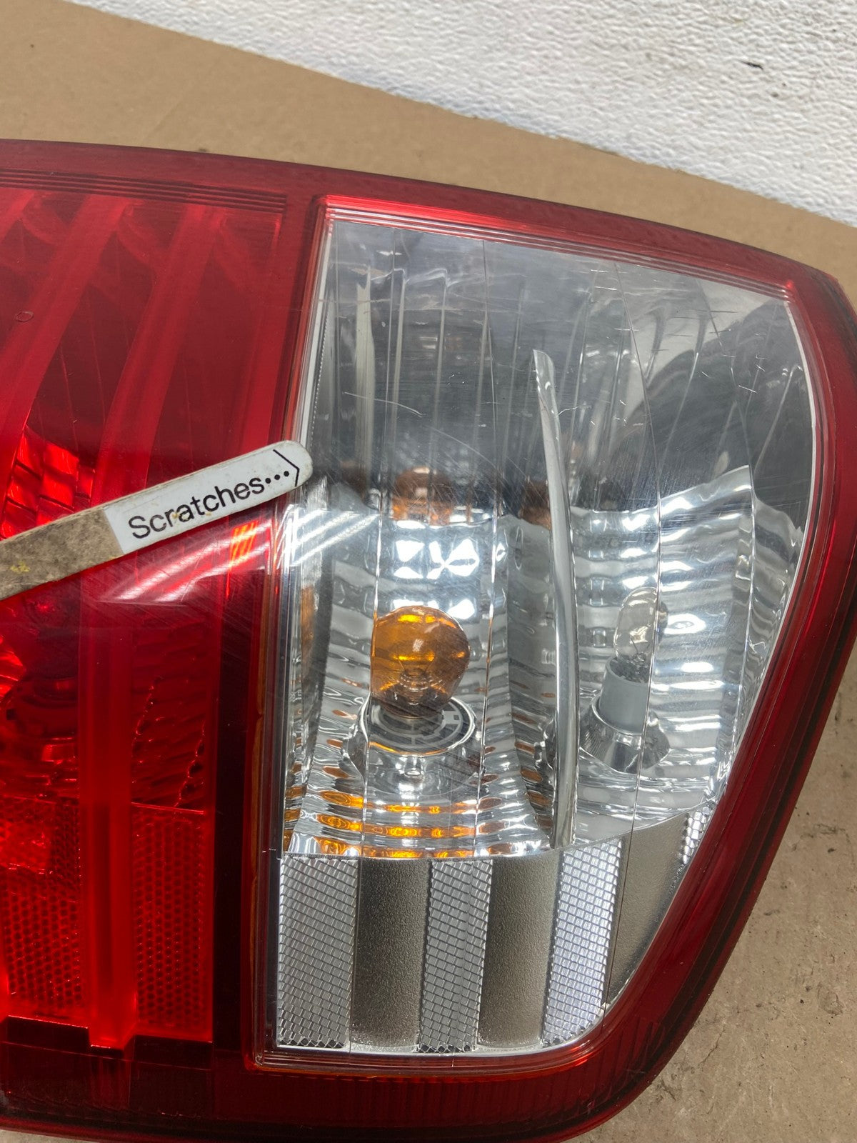 2007 to 2010 Kia Sedona Right Passenger RH Side Tail Light AC6071 LK3