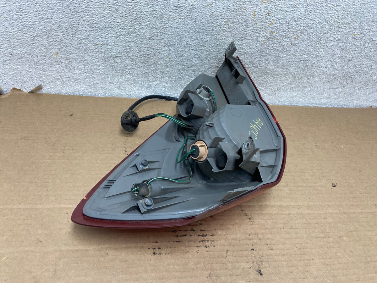 2008-2009 Subaru Outback Wagon Left Driver LH Side Tail Light AH4013 LK7