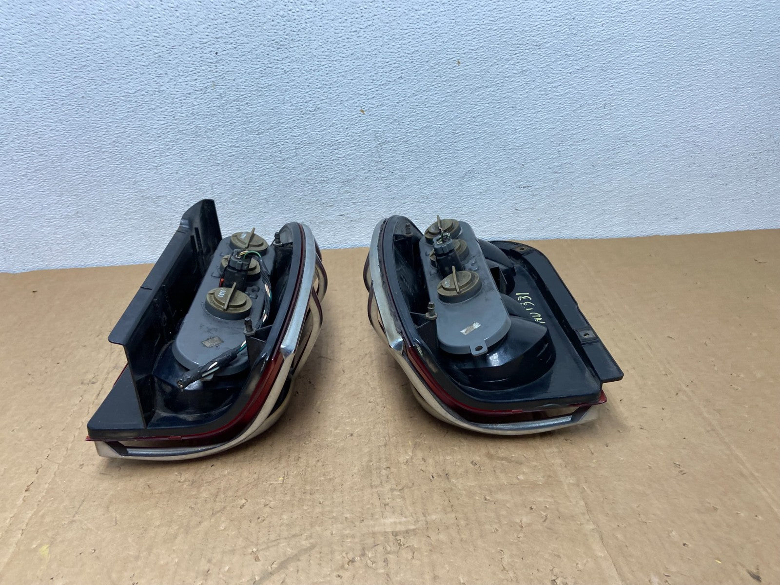 2002 2003 2004 Jeep Liberty Left+Right Side Tail Lights AD1331 DW9