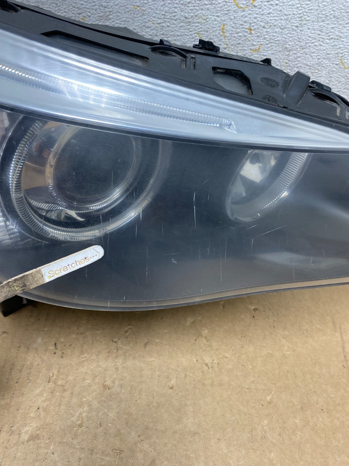 2004 to 2007 BMW 525i 5 Series Headlight Right Passenger Xenon AFS AI3264 DW3