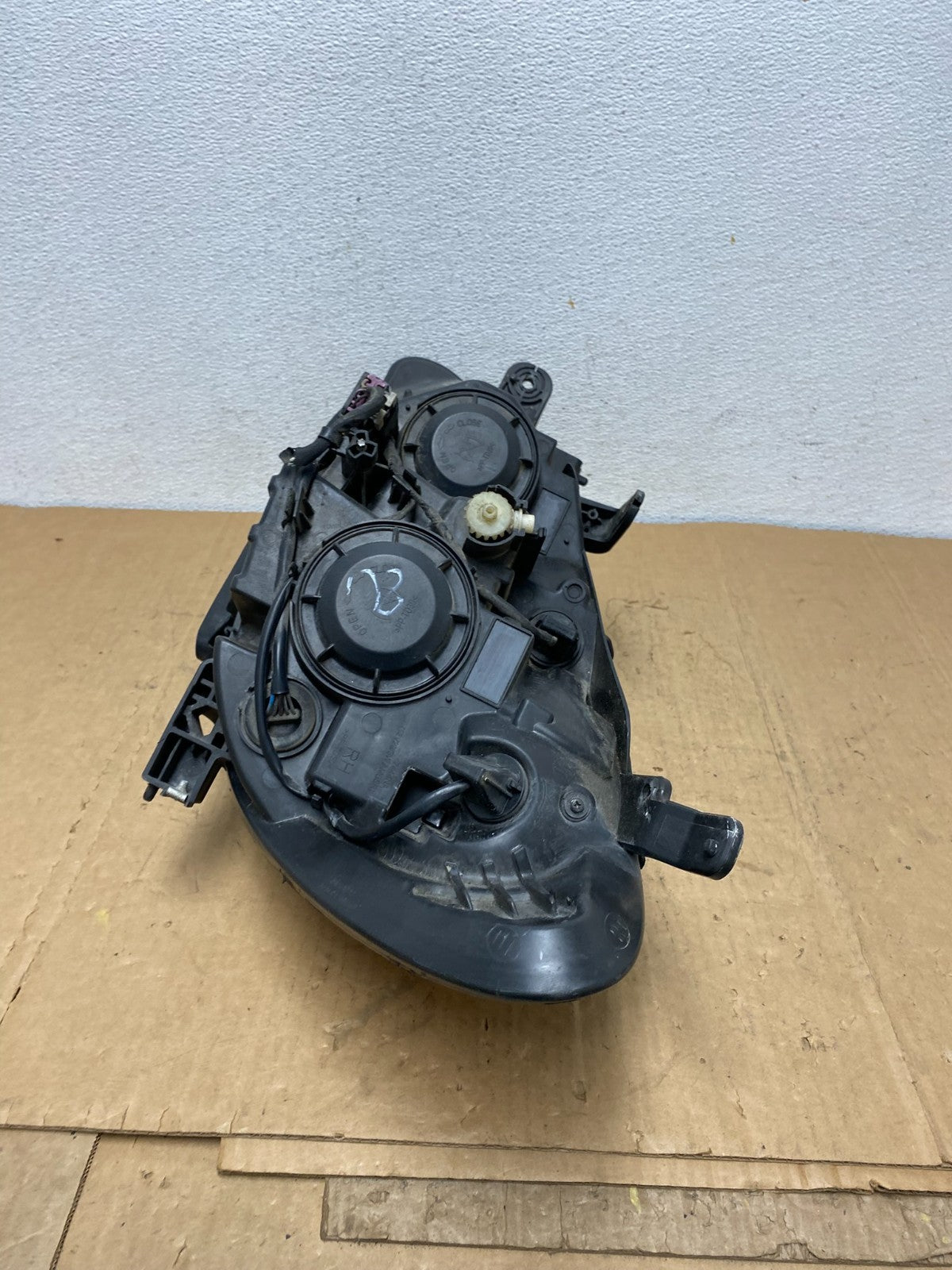 2013 - 2016 Buick Encore Right Passenger RH Side Halogen Headlight AD1247 DW6