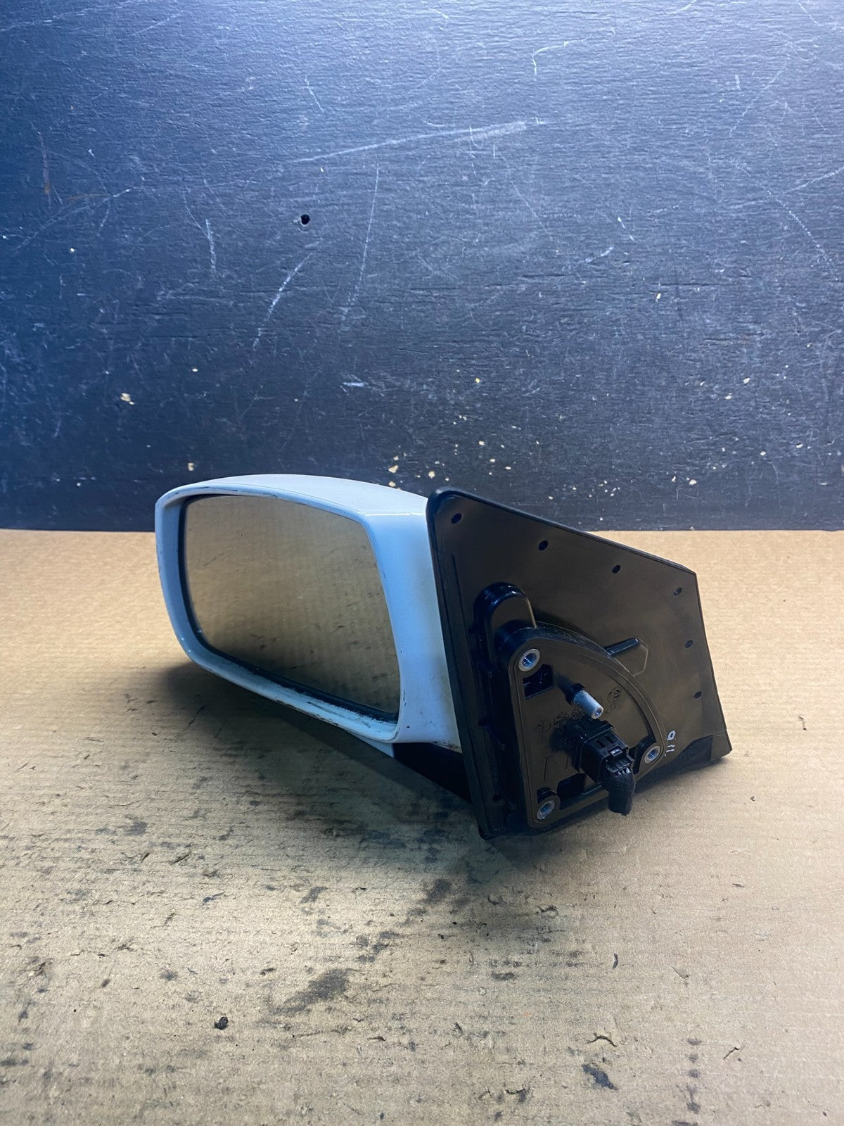 2010 to 2015 Hyundai Tucson Left Driver Side Power Door Mirror Oem AA0865 MS9