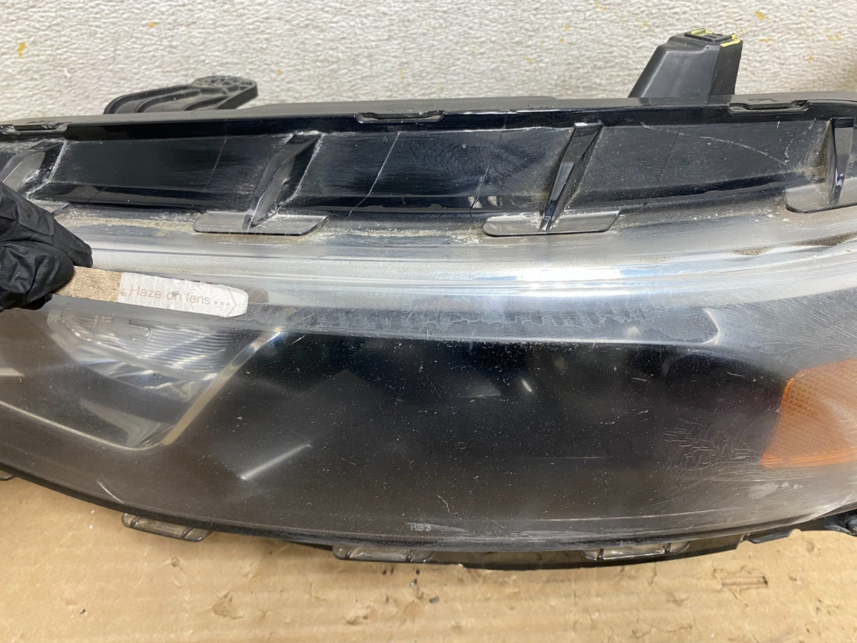 2016 - 2018 Chevrolet Malibu Left Driver LH Halogen Headlight AH9038 DW4