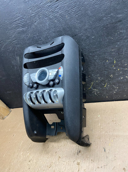 2008 to 2010 Mini Cooper Center Dash Climate Window Control OEM T6066 DG2