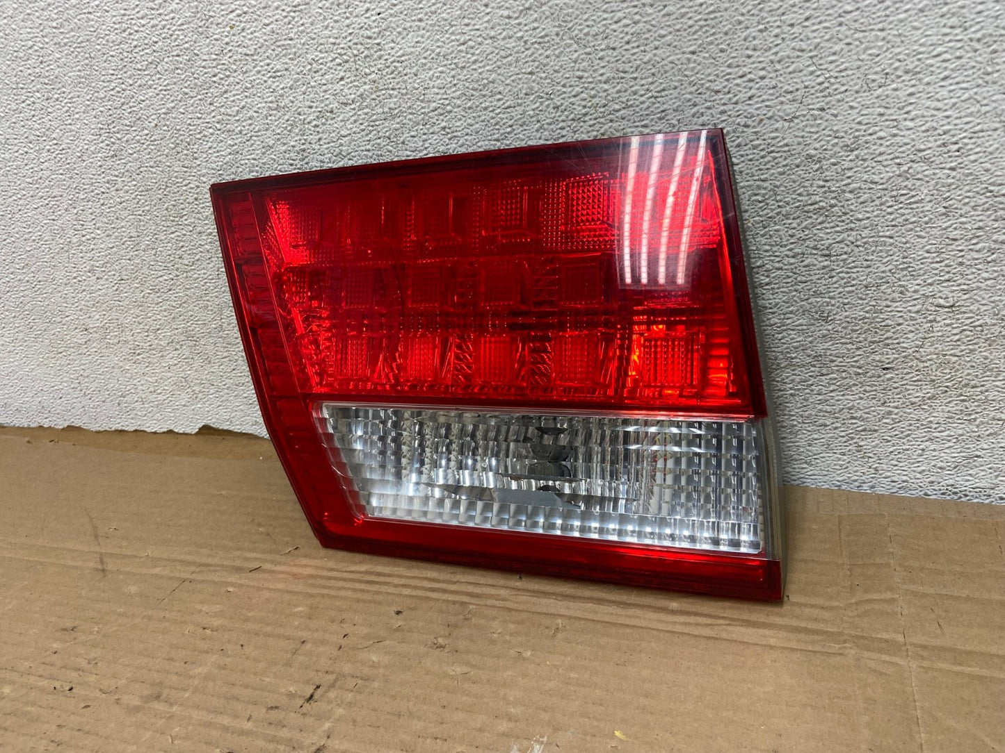 2005 2006 2007 Honda Odyssey Inner Left Driver Lh Side Tail Light AG9032 LK2