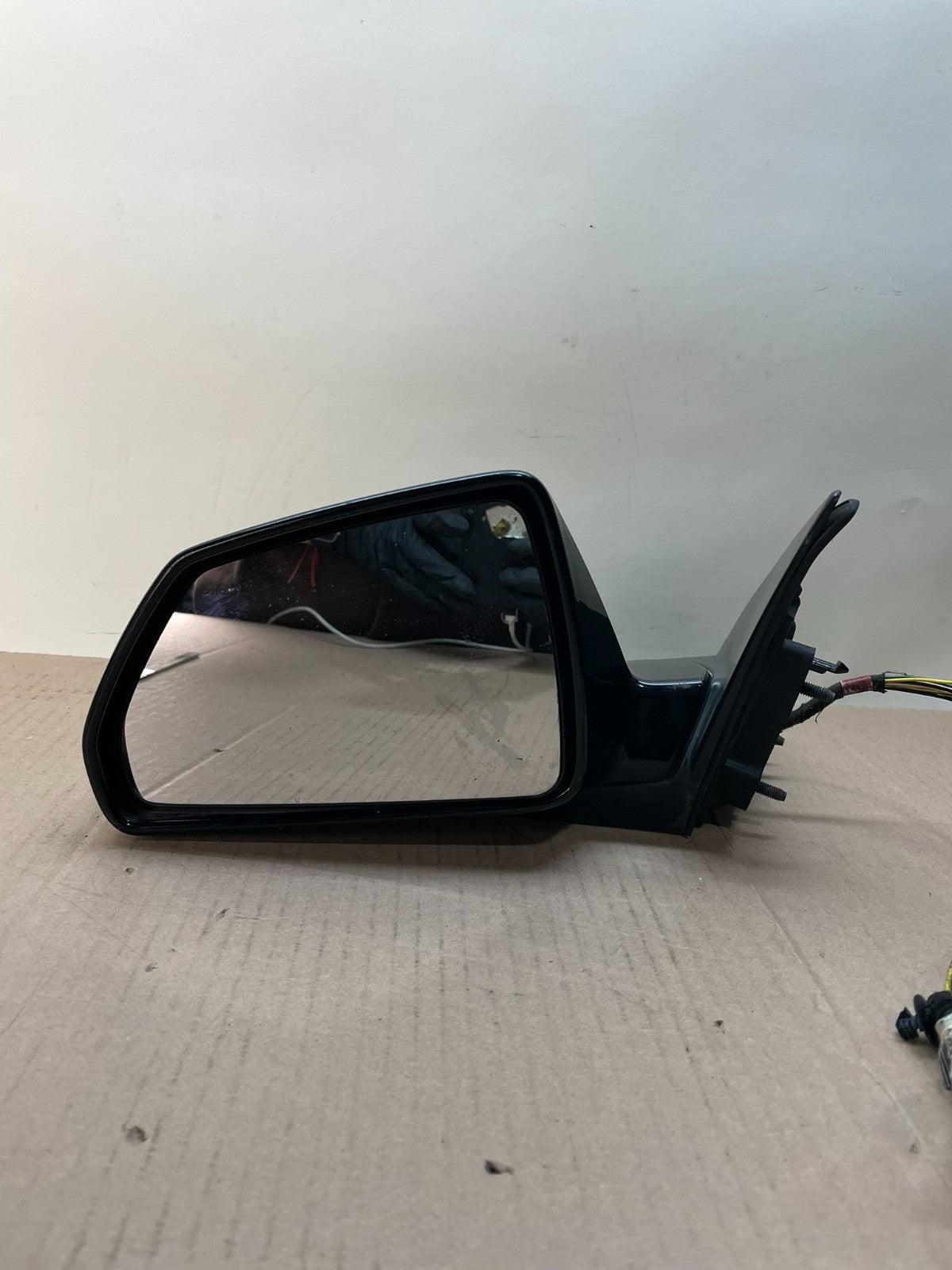 2008 to 2014 Cadillac CTS Left Driver Lh Power Door Mirror AJ0709 DG7
