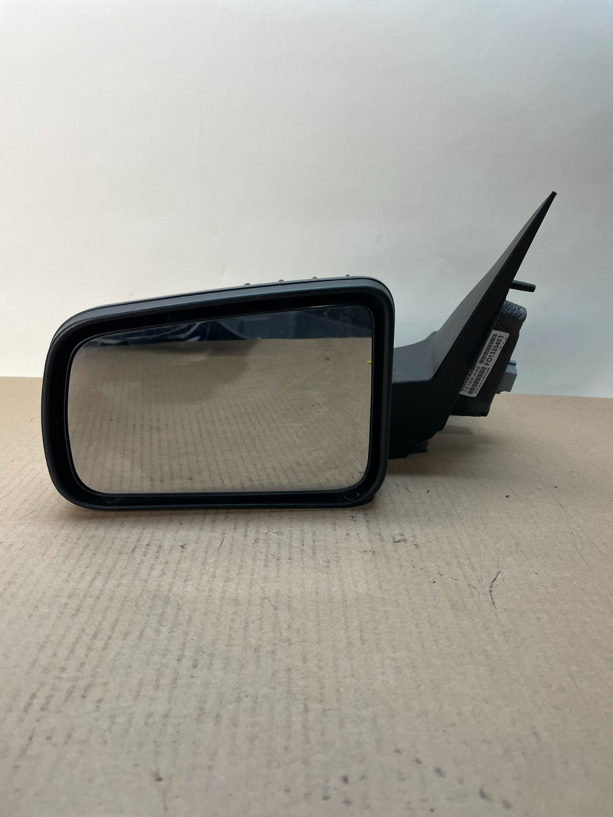 2008 to 2011 Ford Focus Left Driver View Door Mirror Heated AI4028 DG7