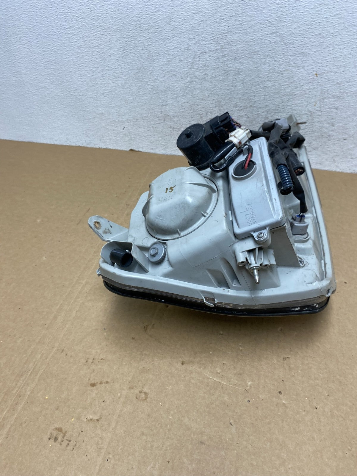 2001 2002 2003 Lexus LS430 Left Driver LH Headlight Xenon HID AF9943 DG8