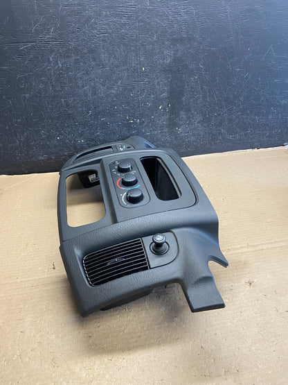 2002 to 2005 Dodge Ram Radio Climate Control Dash Air Vent Bezel Trim ah3478 DG1