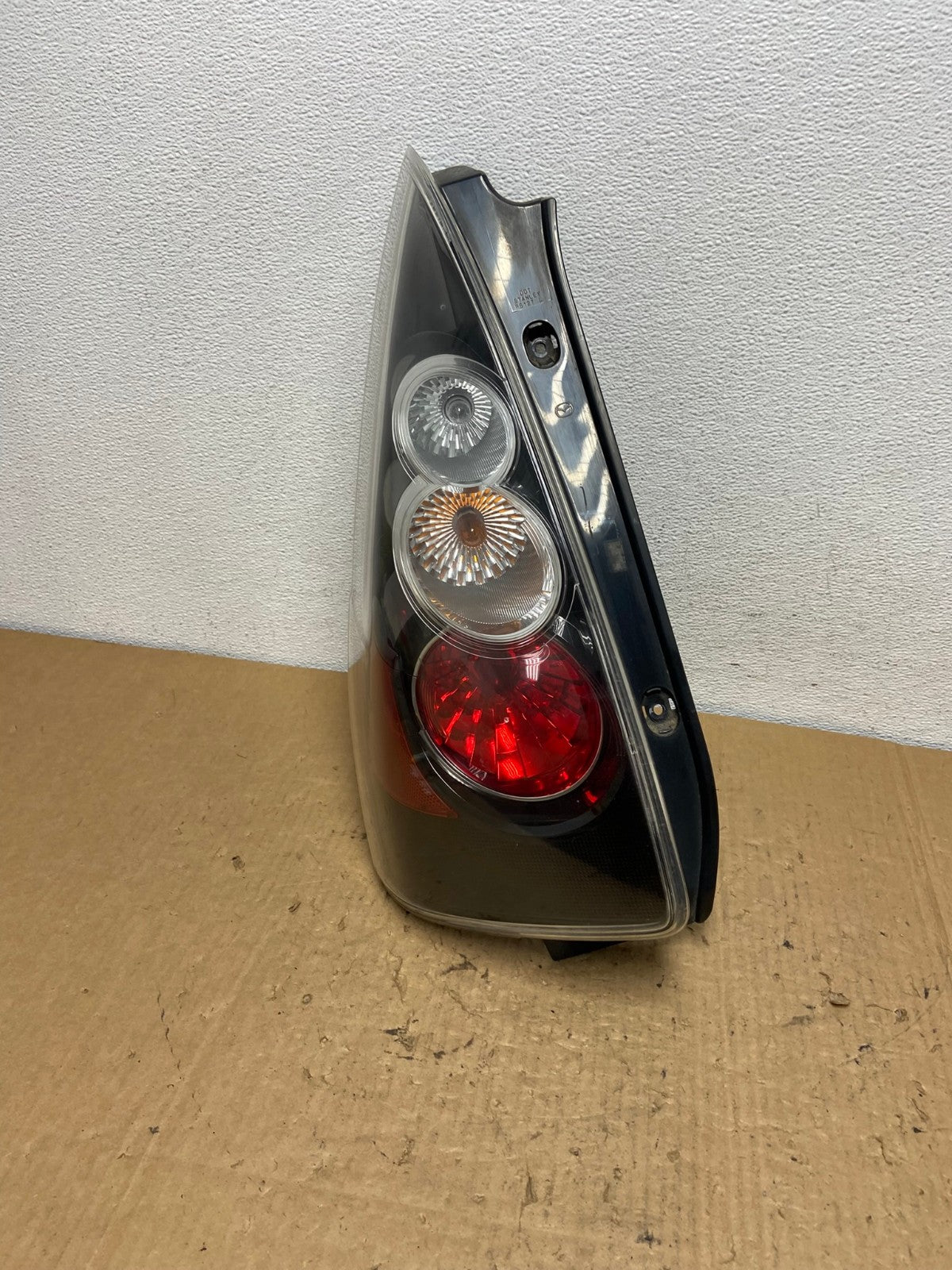 2006 2007 Mazda 5 Left Driver Side Tail Light AC8208 LK0