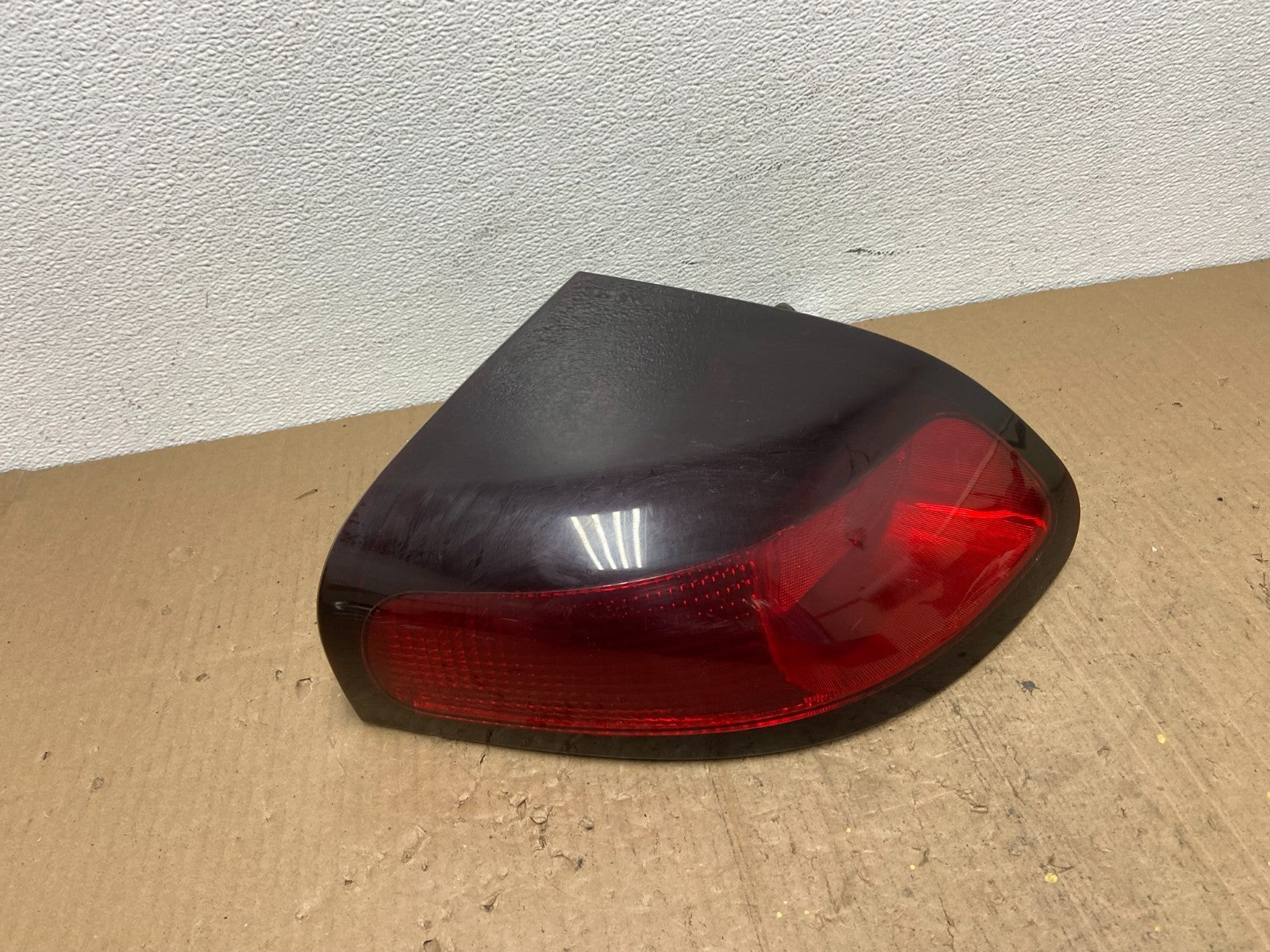 1991-1995 Dodge Stealth Right Passenger RH Side Tail Light AB8579 DW0