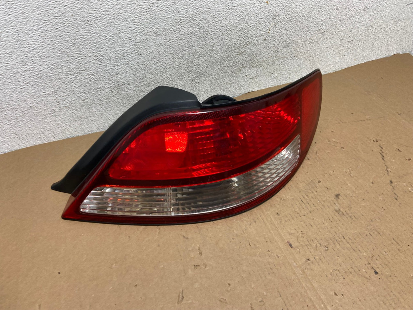1999 2000 2001 Toyota Solara Right Passenger Rh Tail Light AD7996 LK2