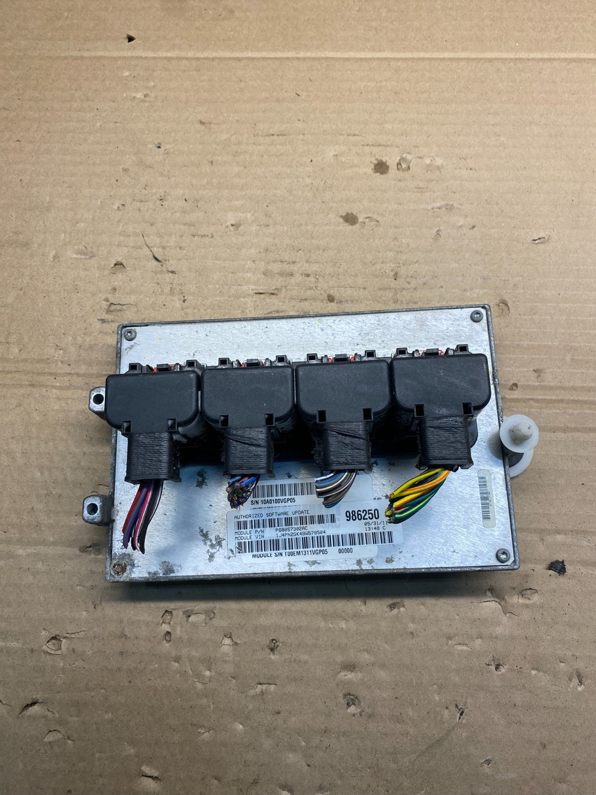 2011 Jeep Liberty 3.7L PCM ECM ECU Engine Control Module P68057302AC AD9462 DG0