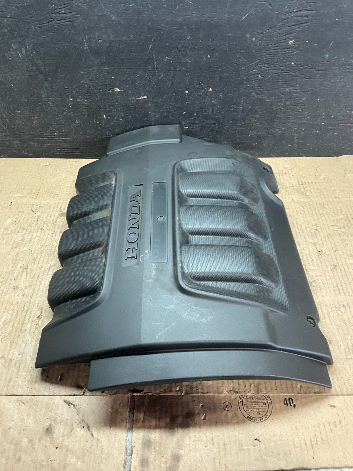 2005 to 2007 Honda Odyssey Black Engine Cover M6082 DG2