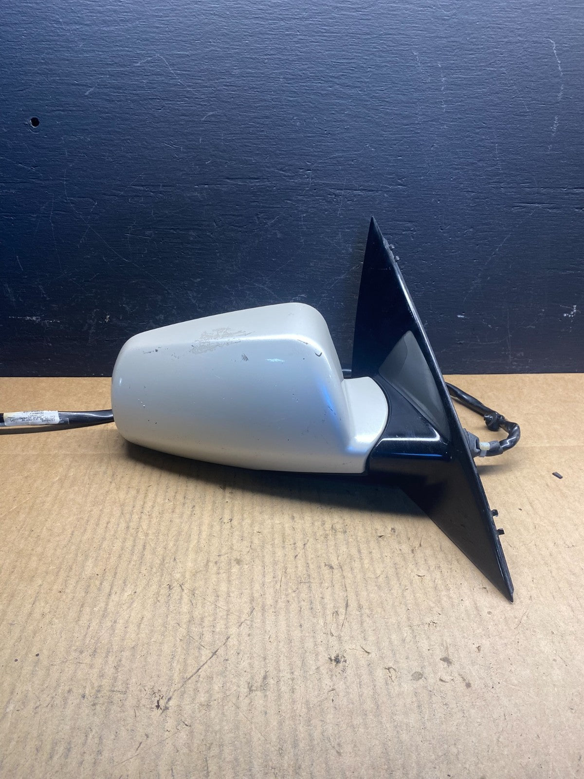 2005 to 2011 Cadillac STS Right Passenger RH View Door Mirror AC4198 DG0