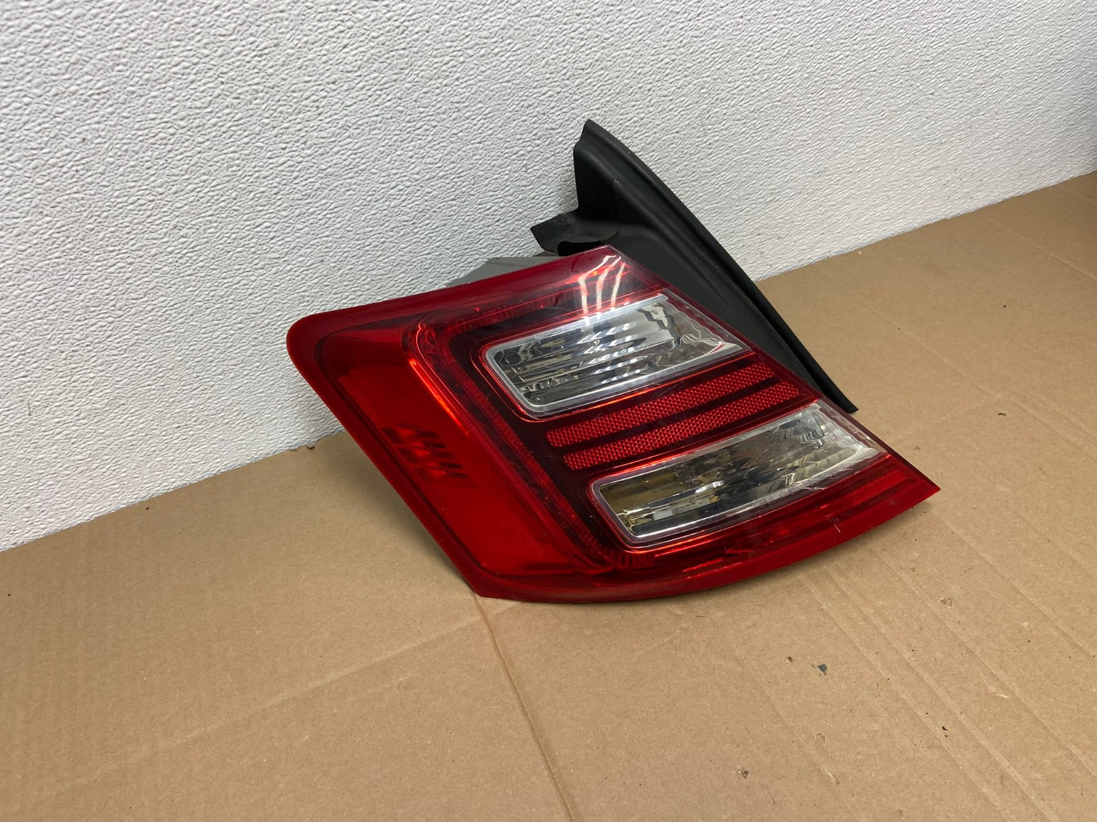 2013-2019 Ford Taurus LED Left Driver Lh Side Tail Light OEM AB8036 LK2