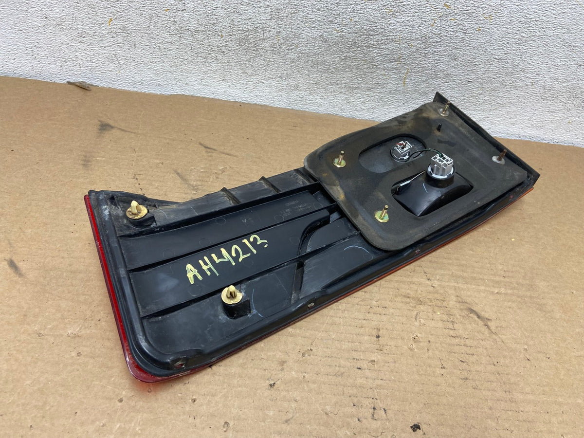 1999 2000 2001 Honda Odyssey Left Driver LH Tail Light Inner AH4213 LK5