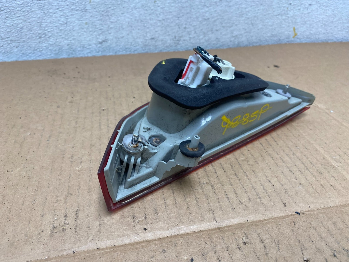 2011 to 2014 Hyundai Sonata Right Passenger Rh Inner Tail Light Oem M0649 DG4