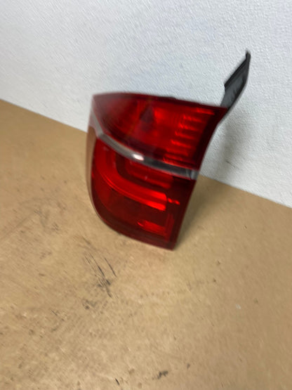 2011 2012 2013 Bmw X5 E70 Left Driver LH Tail Light Oem AC3072 LK1