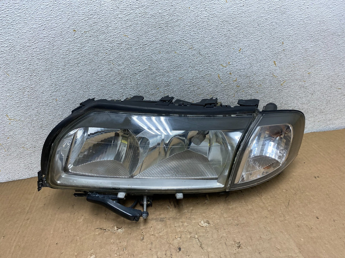 2004 2005 2006 Volvo S80 Left Driver LH Side Halogen Headlight AI9146 DW0