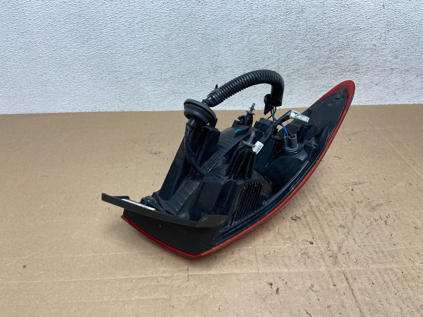 2016 - 2020 Chevrolet Malibu Right Passenger RH Side Tail Light AE6447 DG4