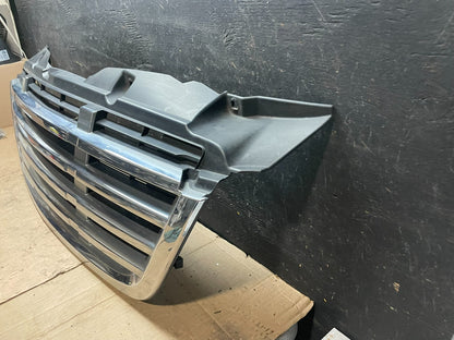 2009 to 2011 Freightliner Sprinter Front Upper Chrome Grill Grille T0452 DG1