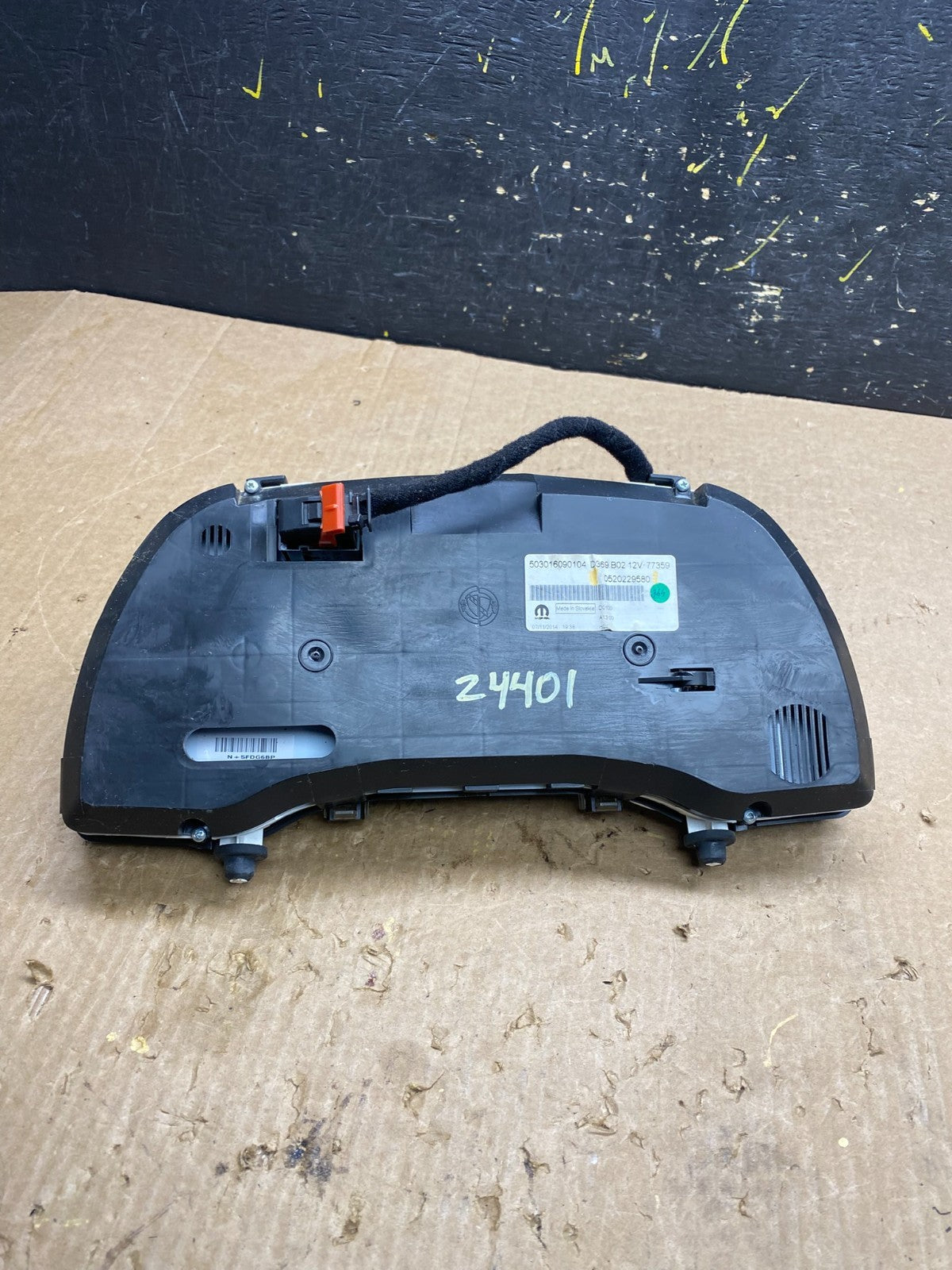 2016 to 2017 Dodge Promaster City Speedometer Cluster Gauge Z44015